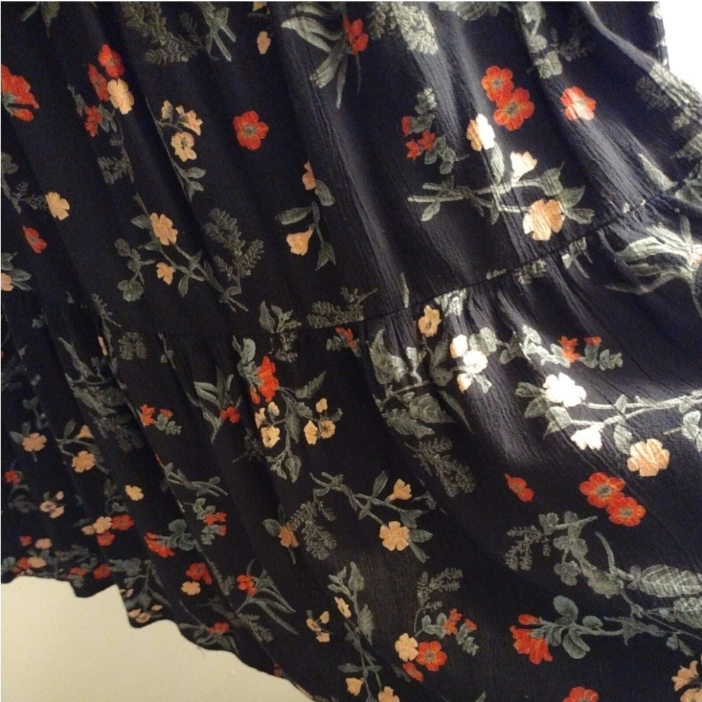 American Eagle Floral Dress Boho Open Shoulder Open Back Size Medium - Picture 9 of 16